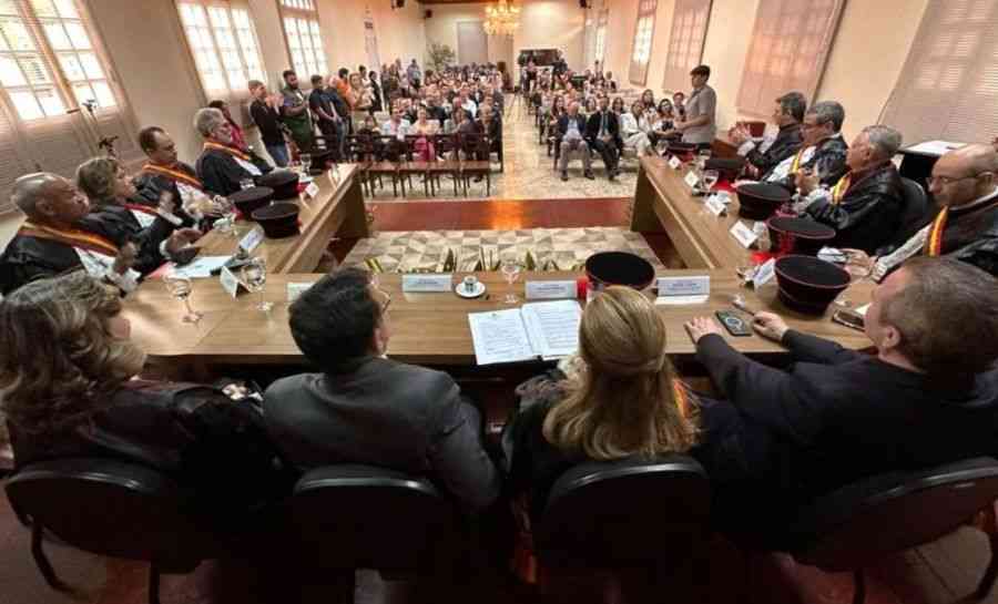 TJAC celebra Dia da Justiça homenageando parceiros e membros da sociedade